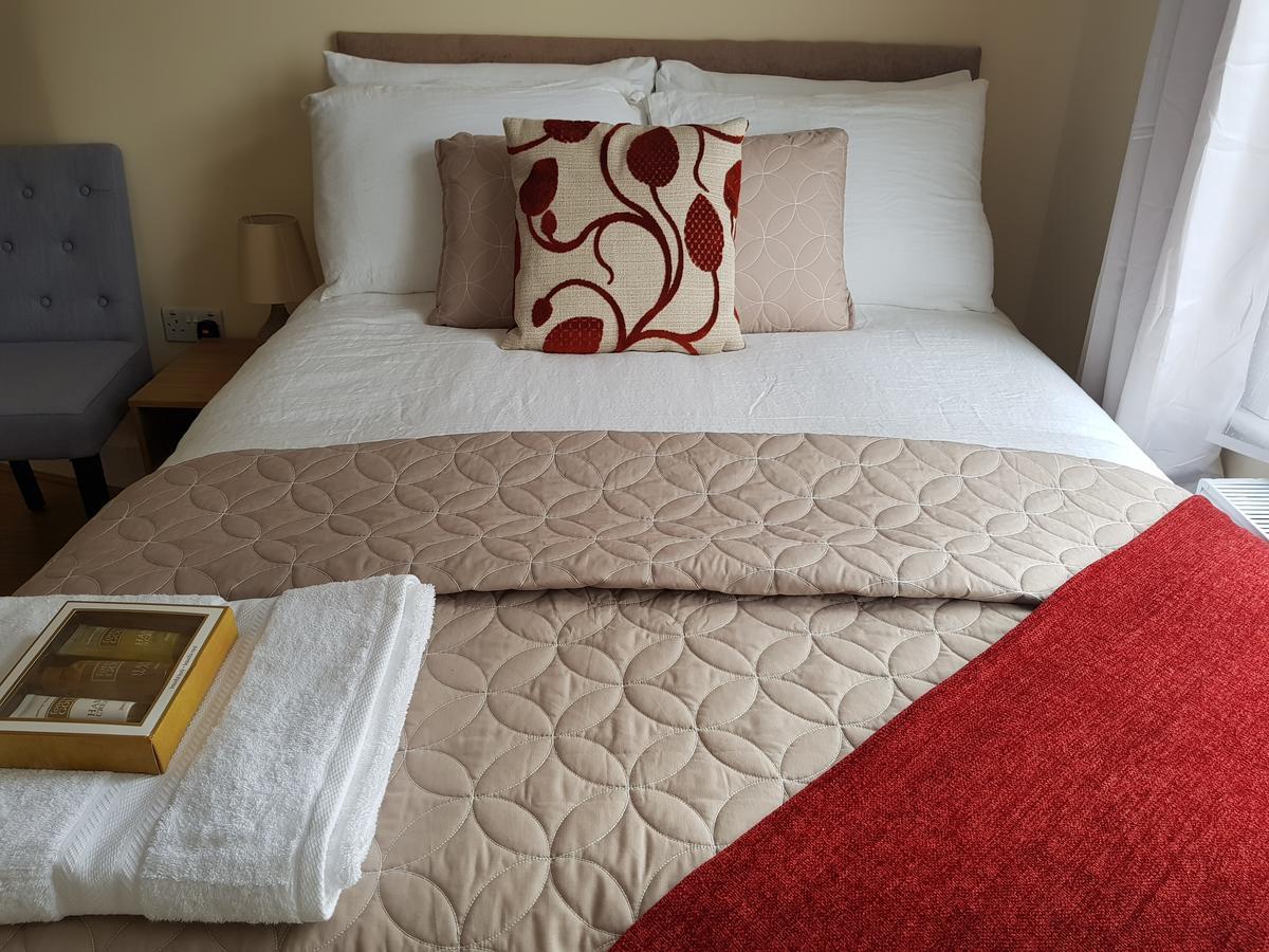Kathleen House 3*